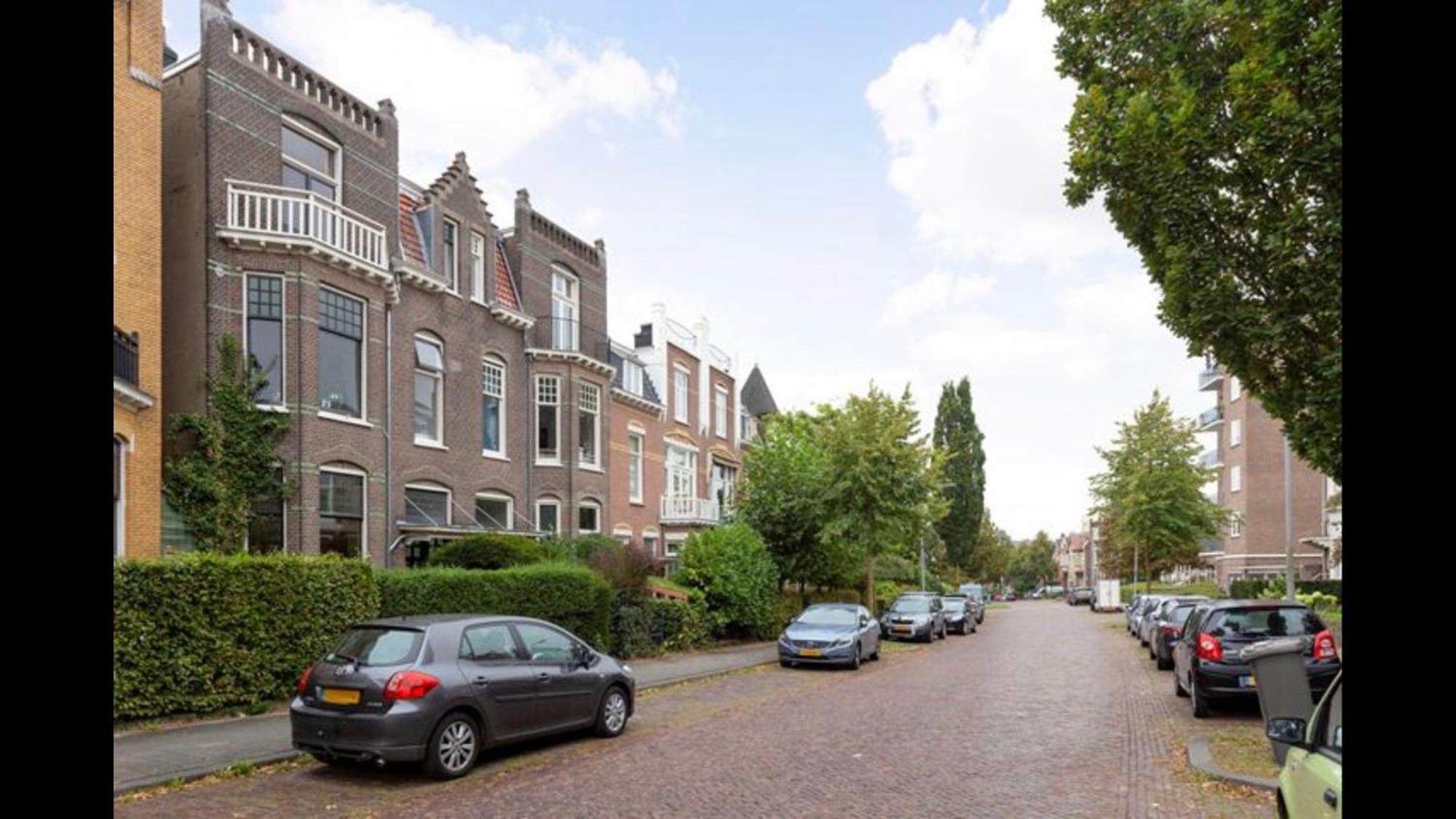 Het Huis Met De Barbies Arnheim Exterior foto